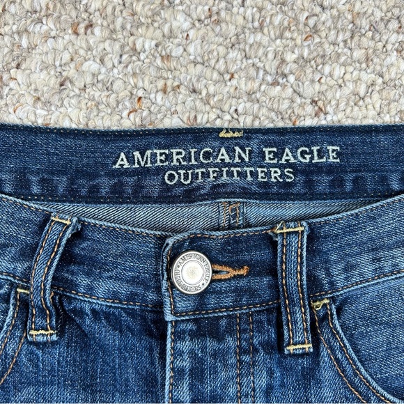 American Eagle Hi Rise Jean Shorts Womens 4 Button Fly Distressed Blue Denim - Picture 2 of 10